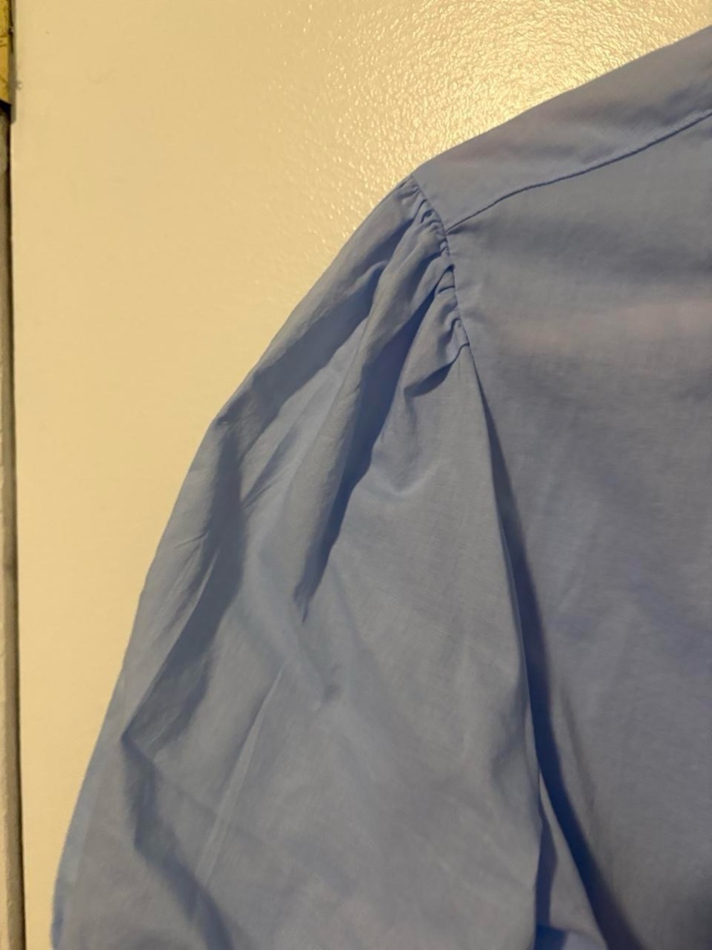 Light blue 100% cotton button-up blouse with puff sleeves lace trim blouse large - Picture 7 of 8